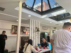 -毛辣果·贵州红酸汤牛肉火锅(西单店)