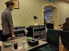 大堂-贯贯吉·清真餐厅(浙江中路店)