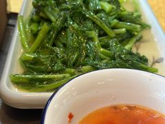 -东方之猪四更烤乳猪(金垦总店)