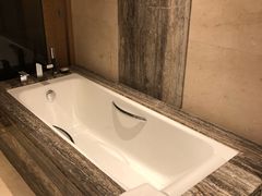 浴缸-上海崇明金茂凯悦酒店