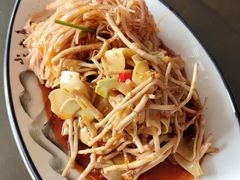 -洪平血旺椒麻鸡雅鱼饭店(熊猫大道店)