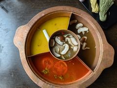 菌王奇香锅-滇釜火锅·能喝汤的火锅(车公庄店)