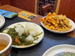 -沸炉重庆老火锅(军事博物馆店)