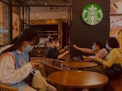 大堂-星巴克臻选(武汉经开永旺梦乐城店)