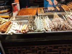 -八一路好吃街(雨田商务大厦店)