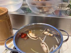 -百品聚旋转火锅(号外店)