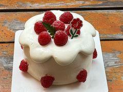 -花花卷卷·鲜食蛋糕(静安久光百货店)