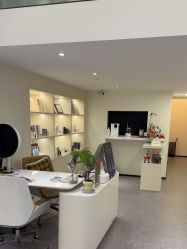 -JNK皮肤管理中心