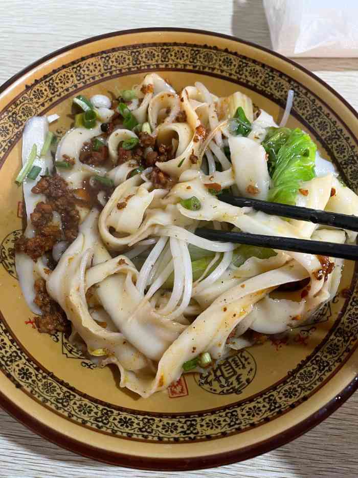 重庆铺盖面-"重庆铺盖面📍盛光路13-5号,种草了这..."-大众点评移动