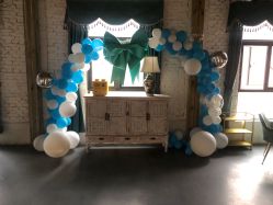-七月气球布置订婚·宝宝宴· 求婚·生日布置(二七万达店)