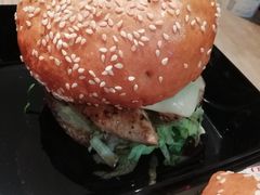 -The Habit Burger Grill 哈比特汉堡(复兴soho店)