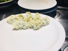 -钱小主·自助回旋烤肉火锅餐厅(东方新天地店)