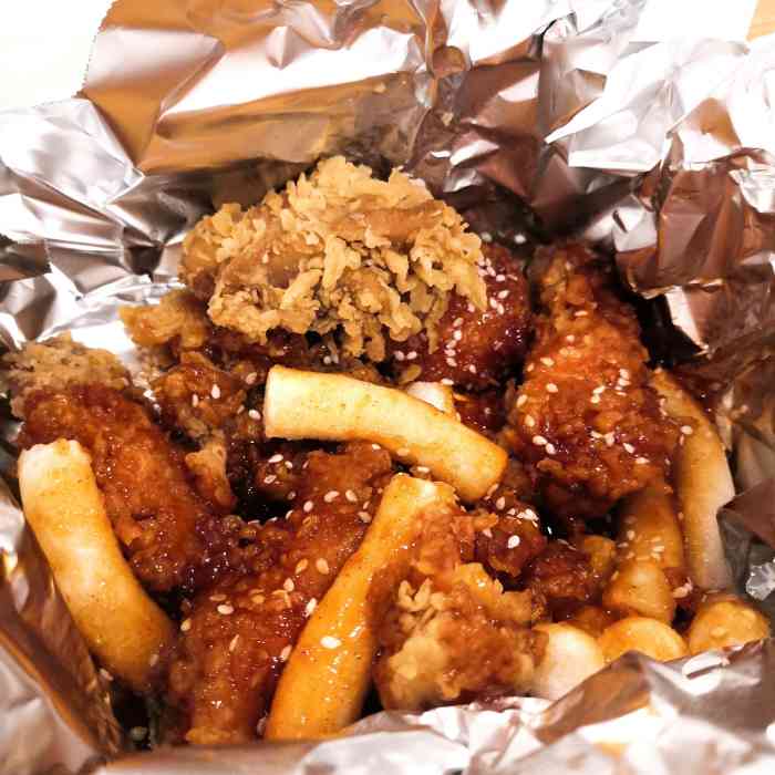 明洞韩式炸鸡(新高路店)-"今天的午餐外卖!来个炸鸡吃吃吧 点的.