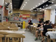 -江城燕子大排档(江汉路步行街店)