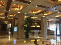 -山明水秀大饭店