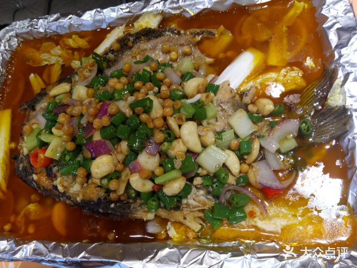 小团圆· 小龙虾爱上烤鱼(兴盛汇店)蒜香江豚鱼图片 - 第1459张