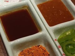 -明洞阿姨·韩式酱蟹烤肉·创意料理(三元桥店)