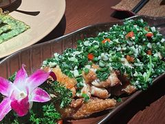 大理风味葱椒鸡-花马天堂云南餐厅 Lost Heaven(外滩店)