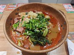 -成都你六姐·牛肉冒菜(信泰中心商场店)