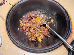 -万里闯关东铁锅炖菜馆(高新旗舰店)