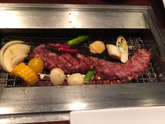 秘制牛横隔膜腌制材料排列-叙叙苑(大阪店)