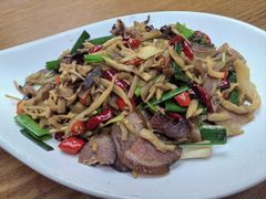 -云海肴·汽锅鸡·云南代表菜(天山百盛优客店)