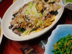 -鱼满舱·鲜活海鲜·正宗鲁菜