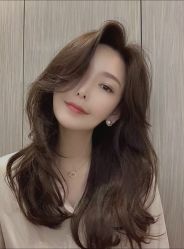 -苑苑发型设计