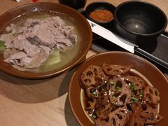 -川堂风·跷脚牛肉·乐山爆炒(宝山日月光店)