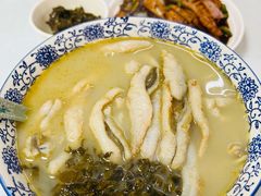 -明呈黄鱼面馆(斜土路店)