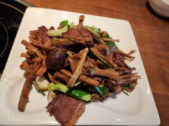 -黑鸡小馆(金源店)