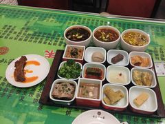 -令氏家外家周礼食府(桥南店)