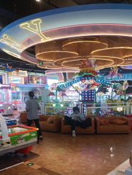 -卡通尼乐园(荟聚中心店)