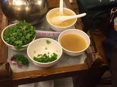 -山城年华老火锅(玉林店)
