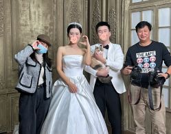 -莫兰迪婚纱摄影