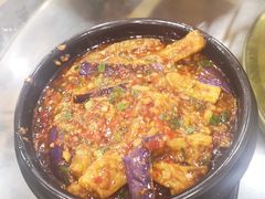 -石磨豆花家常菜·牦牛排土火锅