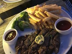 -WOLFGANG PUCK KITCHEN & BAR(迪士尼小镇店)