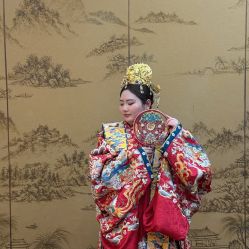 -雪中彩影婚纱摄影·微光艺术中心