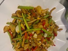 -黑牛码头·小龙虾·烧烤