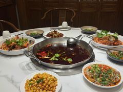 -张大胡子鱼头火锅酒楼(长益路店)