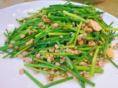 韭菜花炒蚬肉-正宗鸡饭粤香酒家(朱村店)