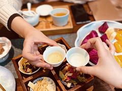 -梅间堂茶馆(绿地缤纷城店)