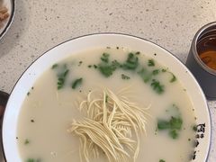 -阿达师傅鱼汤面