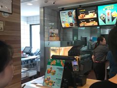 -麦当劳(长江西路得来速店)