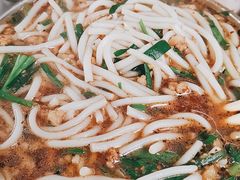 -正宗杨记普洱酸醋米线(总店)