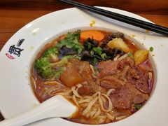 -贯一台湾牛肉面(八一七中路店)