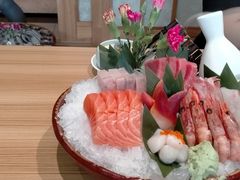 -花和海鲜自助(梅江店)