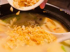 -港丽餐厅(高德置地店)