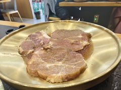 -臻牛烤肉