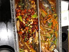 -鸣记脆皮烤鱼·海鲜烤鱼(亿合城店)